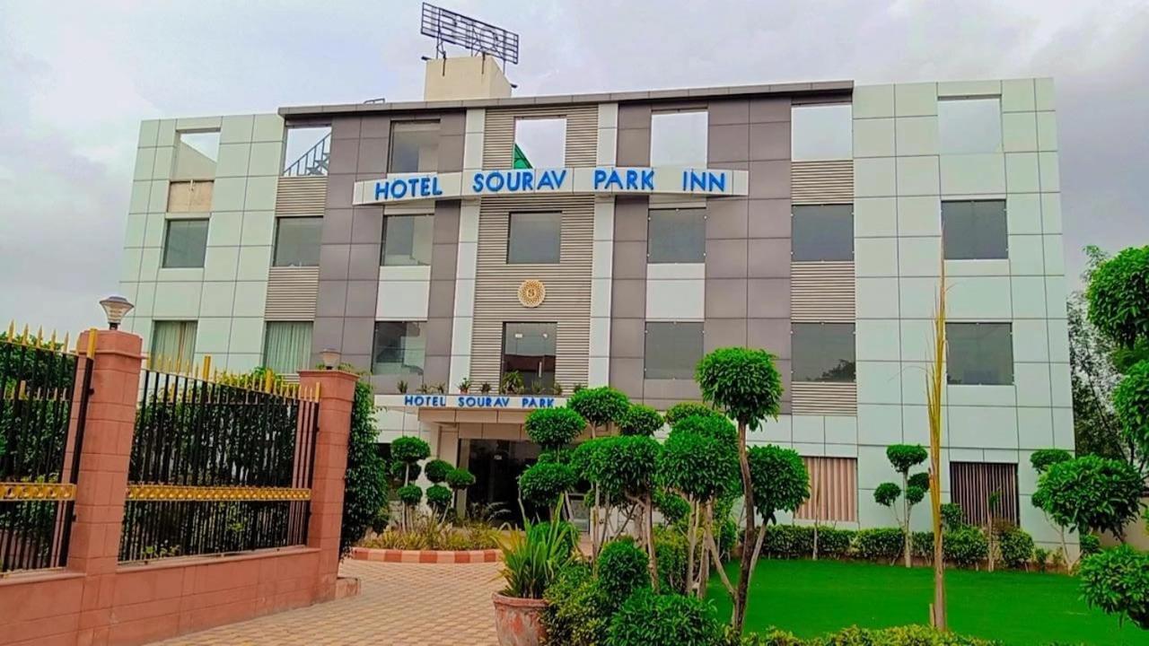 Sourav Park Inn Agra (Uttar Pradesh) Exterior photo